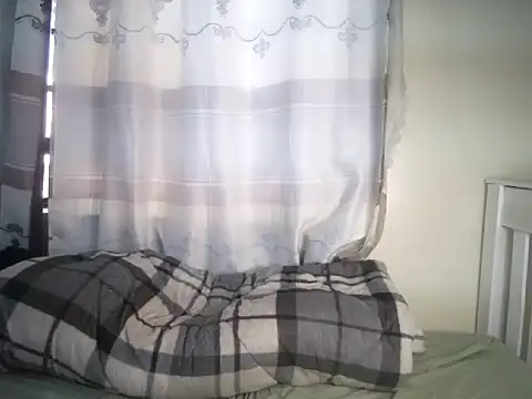 Tiara_tr
