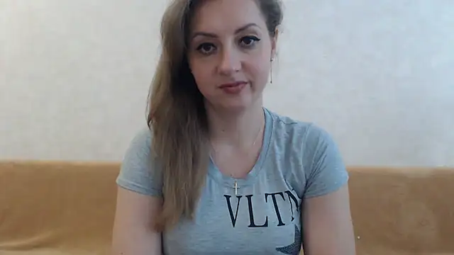 BonnieKiss8634