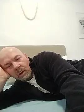 ManlyPrisonGuy