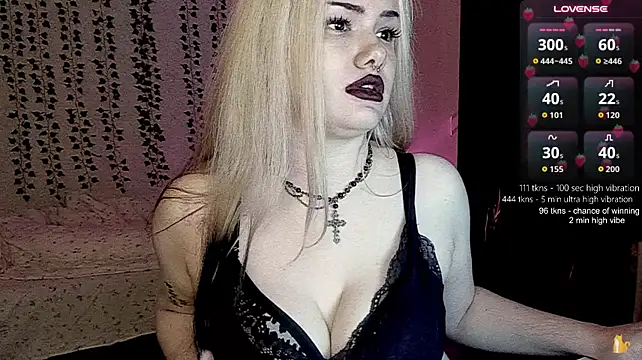 strawberry_elfcat