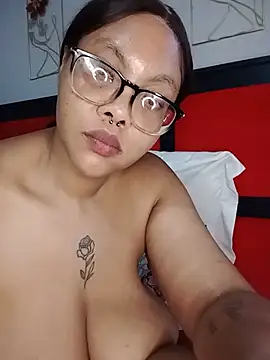 ShantelBootyBoobs