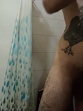 bigrastafire (Ask my age) - Clouds in my cock 💨🍆