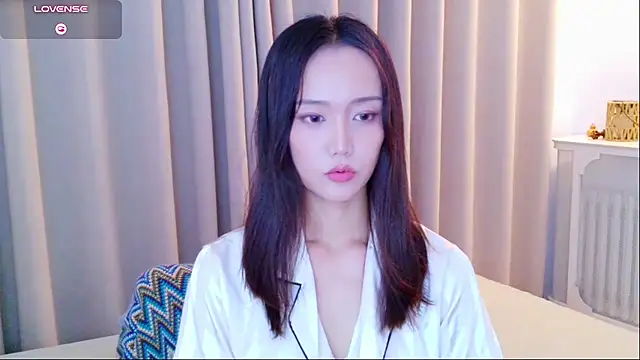 yufenna live cam on StripChat