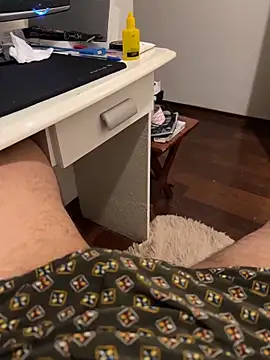 IcarusDei live sex cam