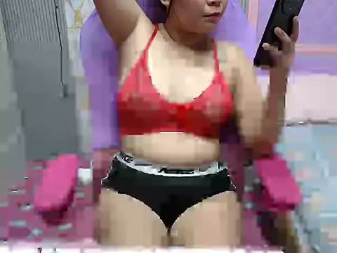 Hornyblaire18