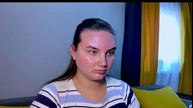 Dreamyblushfairy live cam on StripChat