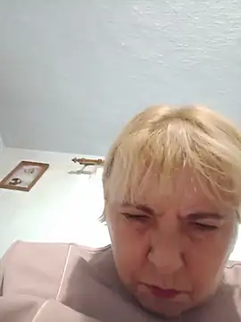 Elena_Beautiful784