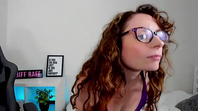 LucieWinters_UK