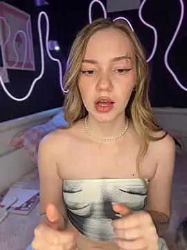 MilaMoone