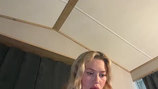 blissdimicco live cam on StripChat