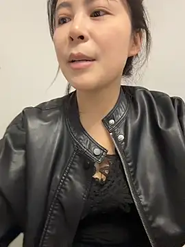 YaoYao8888 live cam on StripChat