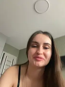 Lizzie_Castillo