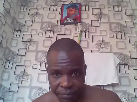 Chumba_001 live cam on StripChat