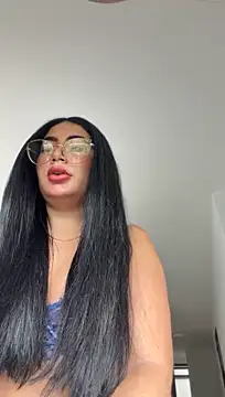 mia_222 (F young) - SHOW ASS NAKED OPEN + DOMI CONTROL