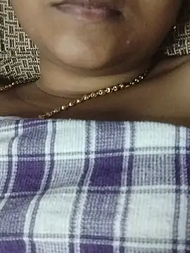 tamilhot_nithiya (F young) - To buy a lush