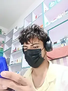 Hornyboy337