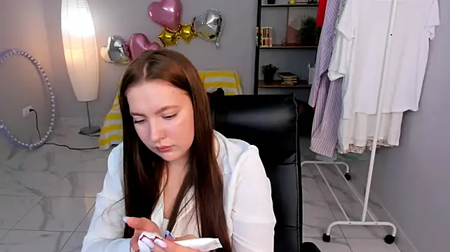 NayeliBone