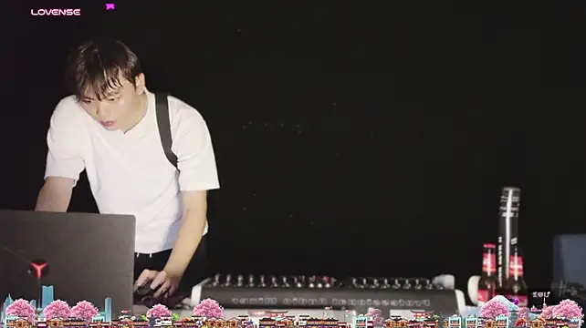 DJ-ZUOZUO