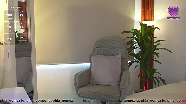 whitneyhot webcam