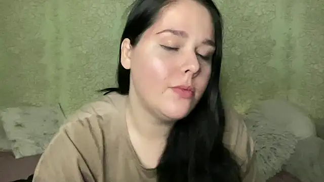 IvyLebelly live cam on StripChat