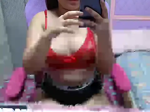 Hornyblaire18