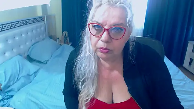 SonyaHotMilf