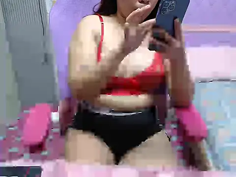 Hornyblaire18