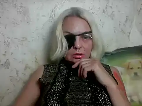 Jennie_Lora