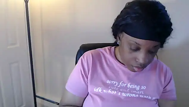 Sexymona1218 live cam on StripChat