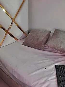 AlinnaRosee_