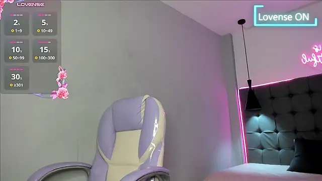 scarletcherry18