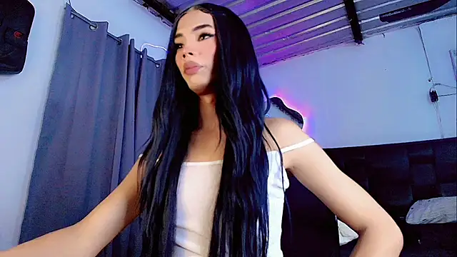 DashaMonroe-
