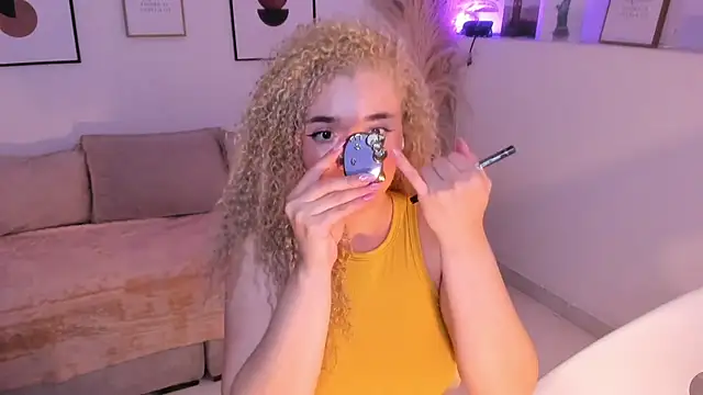Susan_blond