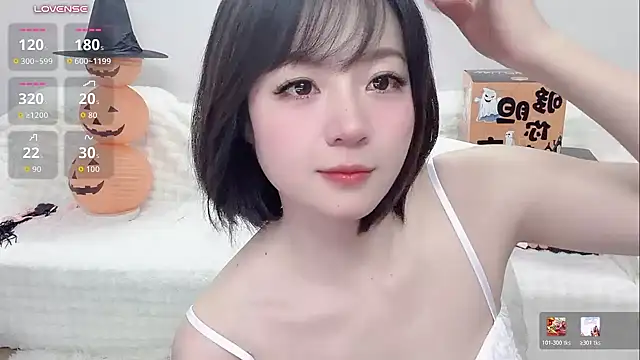 Lucy-8