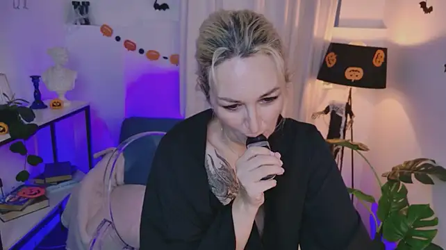 HelenDragonMother