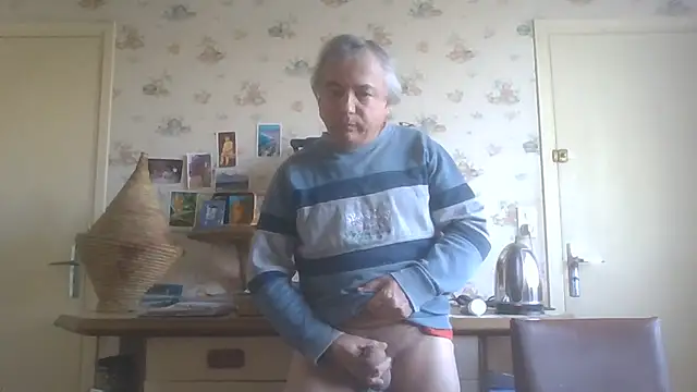 gegevincent5 live cam on StripChat