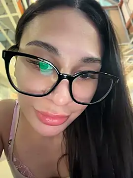 Aria51 live cam on StripChat