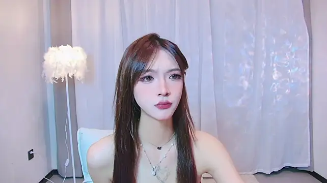 RunYan-888 live cam on StripChat