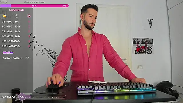 ZackFraser live cam on StripChat
