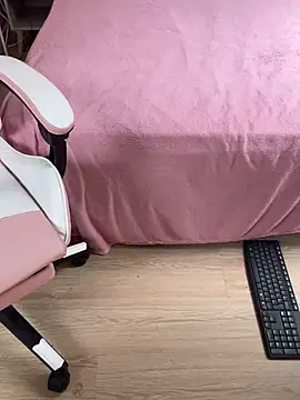 Trixie_June live