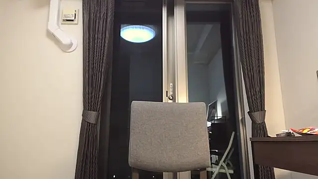 straightsakura on Stripchat