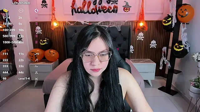 megancero live cam on StripChat