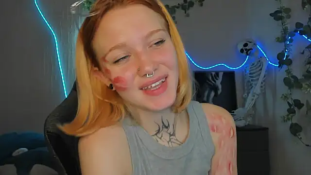 Elastikisss live cam on StripChat