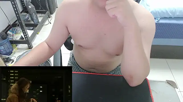 qazwsx_cam4 (M young) - 滿了開票不露臉脫褲擼射