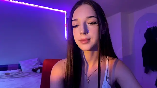 AntoninaErtle live cam on StripChat