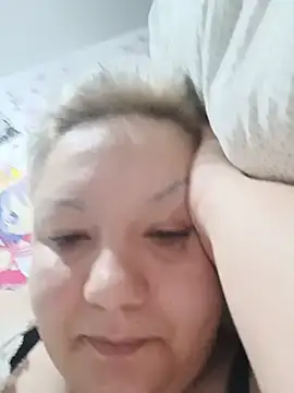 Tina_Mirabella live cam on StripChat