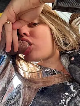 BARBIEsexyCOUPLE webcam