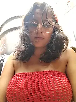 sienna_elara live cam on StripChat