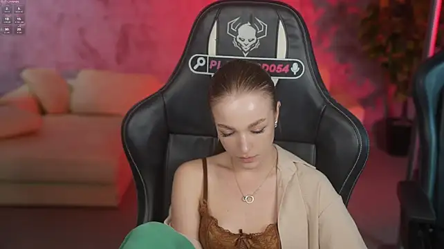 Ella_054 live sex cam