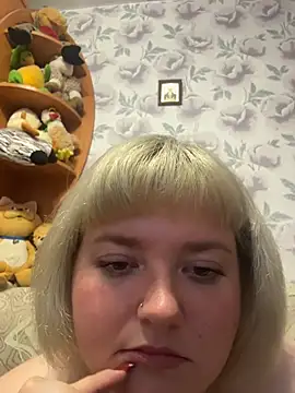 LoloMensens live cam on StripChat